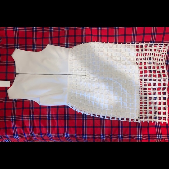 Dress - Picture 2 of 4